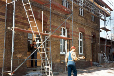 Fassadenreinigung mittels Microlatstrahlen, © Fiedler u. Knab, Dormagen 2003 - 2004